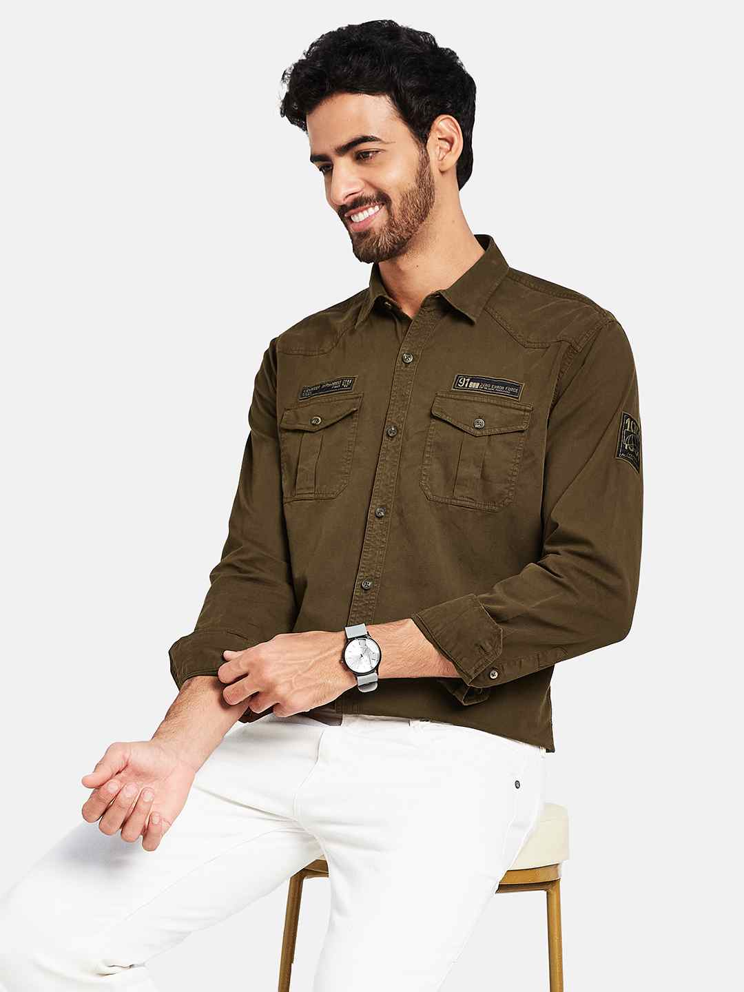 Mettle Spread Collar Cotton Casual Shirt