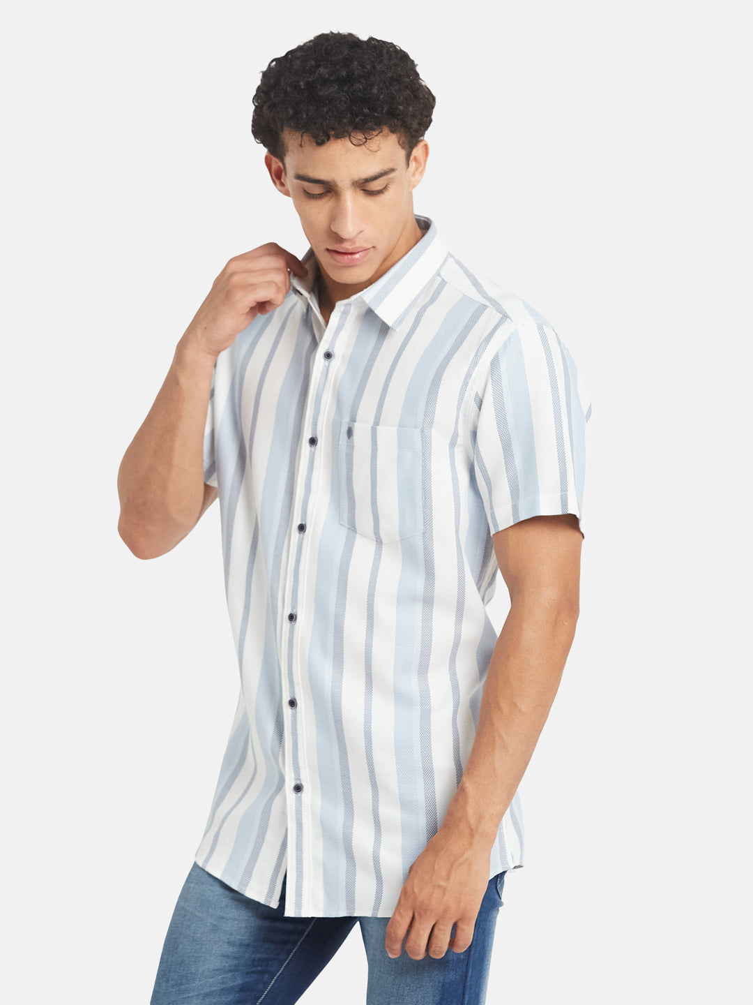 METTLE Men Vertical Striped Spread Collar Cotton Casual Shirt