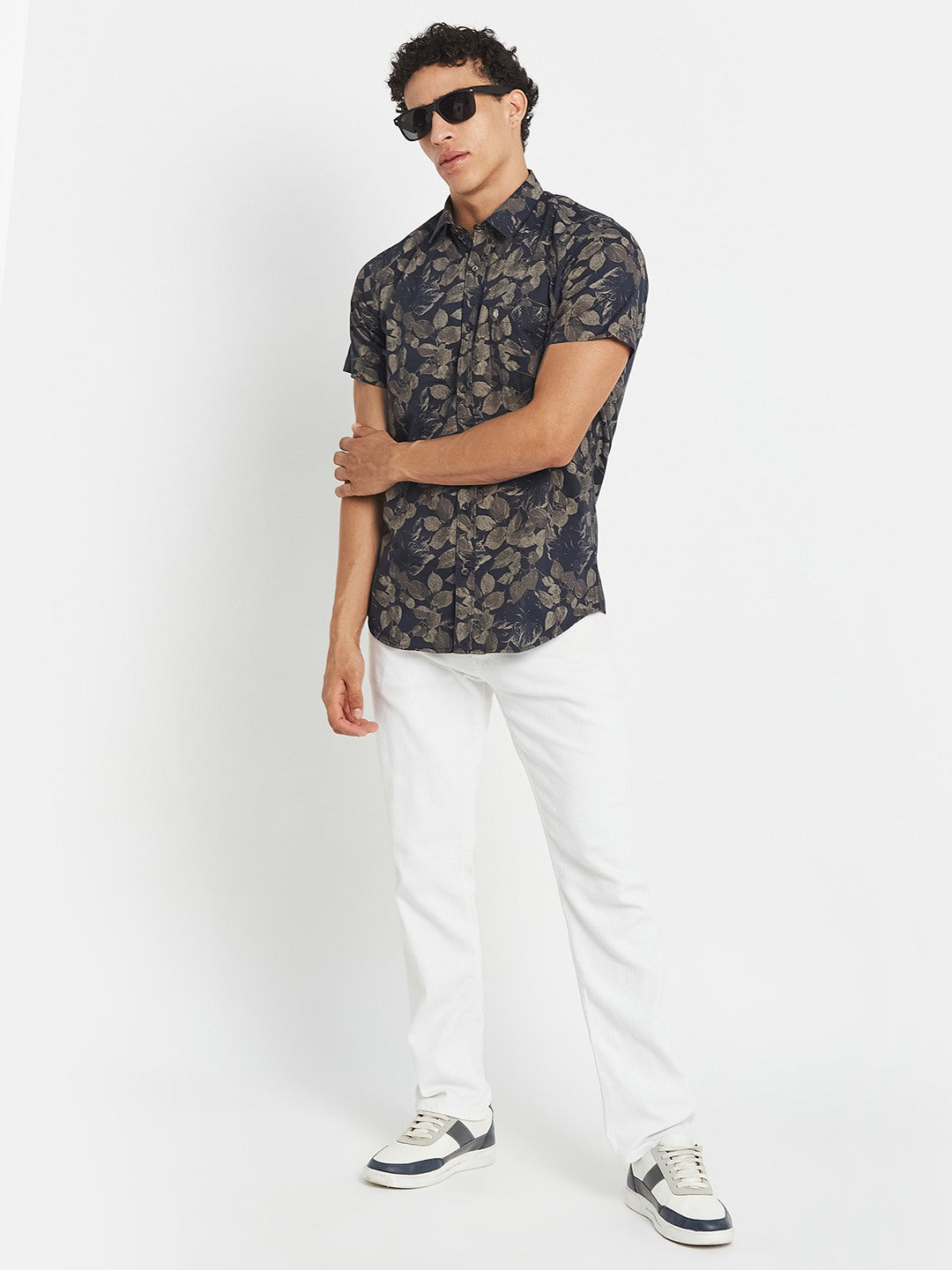 METTLE Men Floral Printed Spread Collar Cotton Casual Shirt