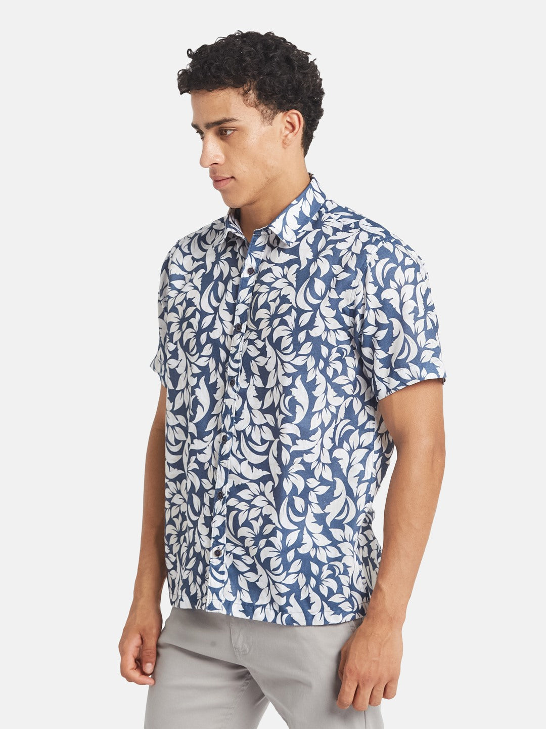 METTLE Men Floral Printed Spread Collar Cotton Casual Shirt