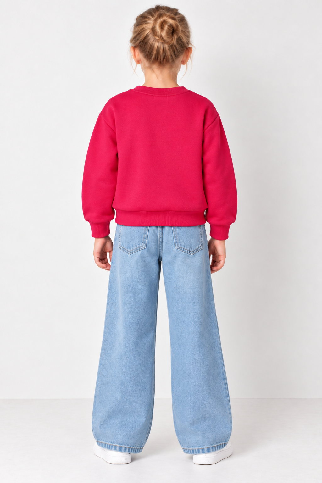 Junior Girls Hot Pink German Velvet Embroidered Sweatshirt – Regular Fit