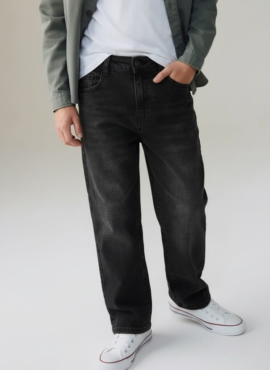 Boys Straight Fit Mid-Rise Light Fade Stretchable Jeans
