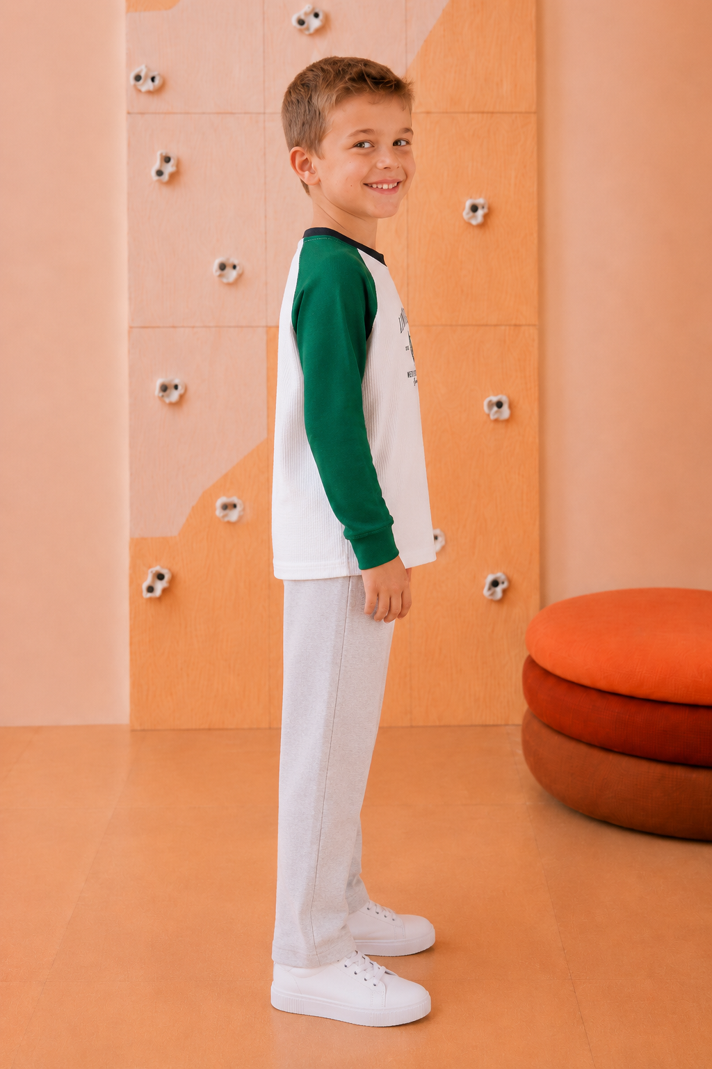 Junior Boys Green Cotton Seer Sucker Full Sleeve Pre-Winter T-Shirt – Regular Fit Graphic Round Neck Tee