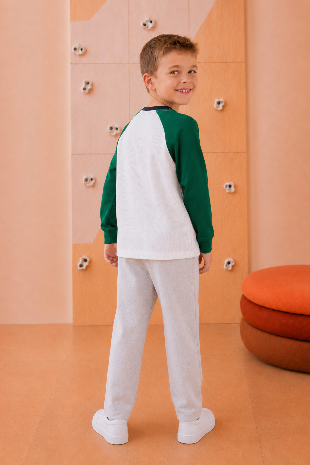 Junior Boys Green Cotton Seer Sucker Full Sleeve Pre-Winter T-Shirt – Regular Fit Graphic Round Neck Tee