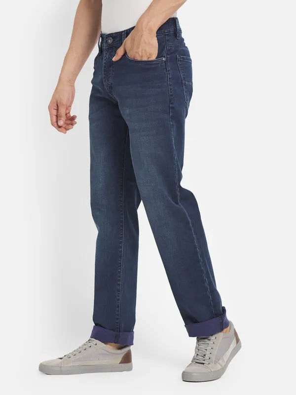 Octave Men Blue Straight Fit Mildly Distressed Light Fade Jeans