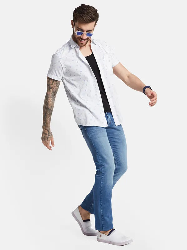 Octave Men Straight Fit Clean Look Light Fade Stretchable Jeans