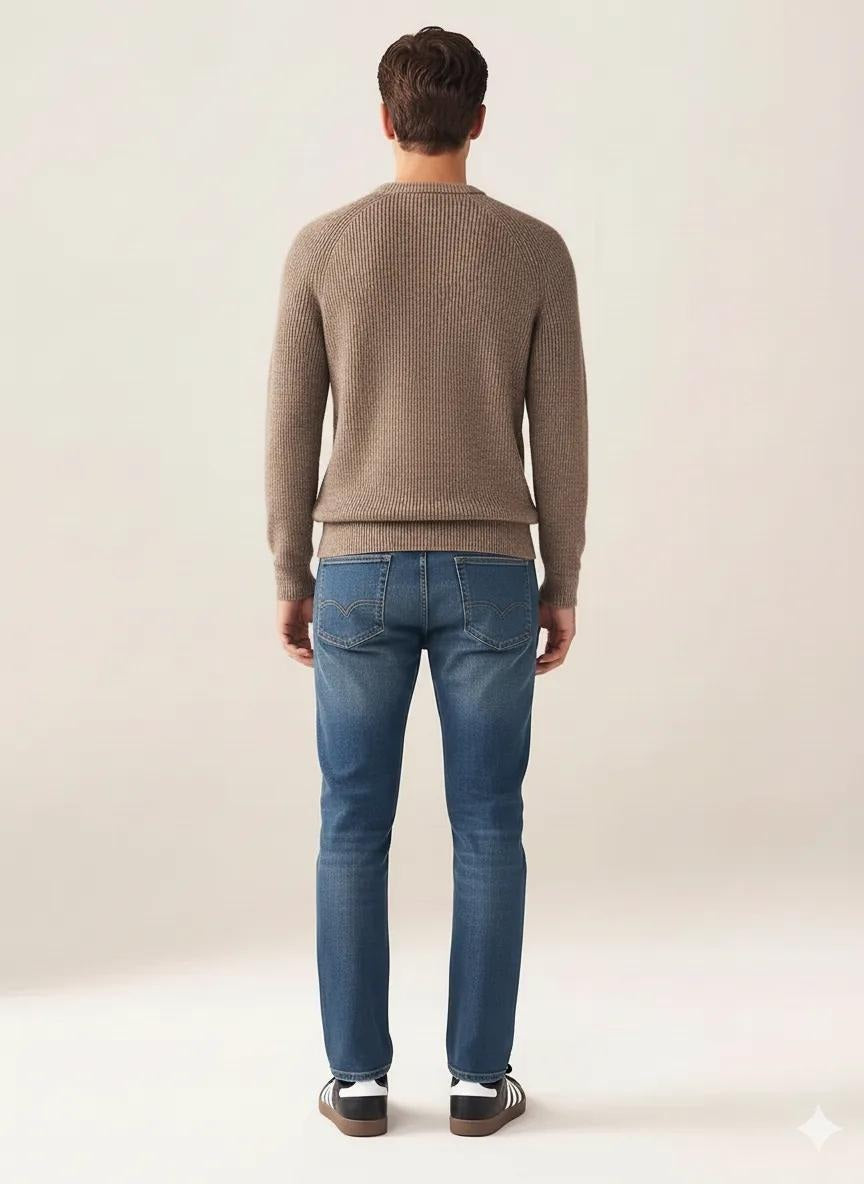 Men Straight Fit Mid-Rise Stretchable Jeans