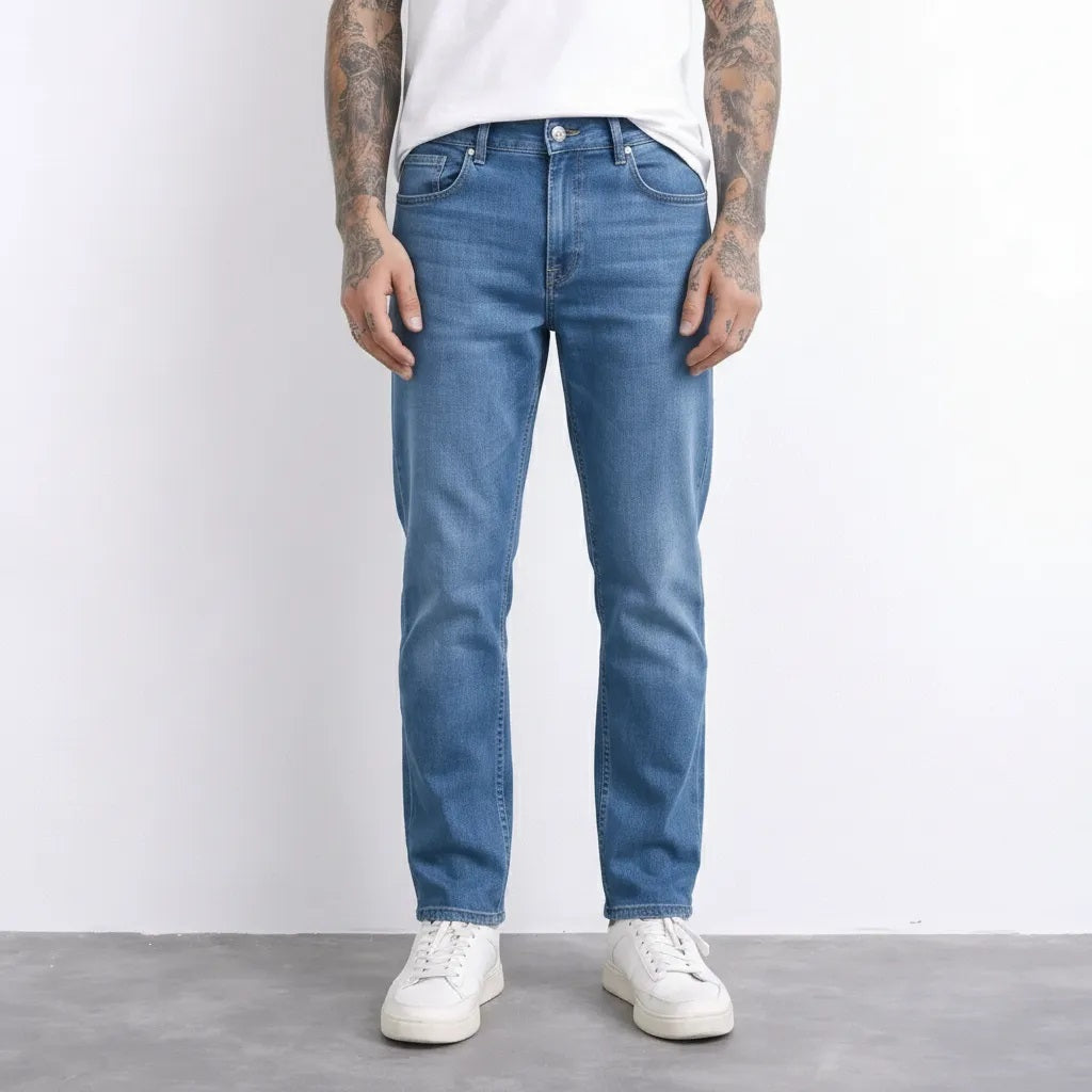 Men Straight Fit Mid-Rise Light Fade Stretchable Jeans