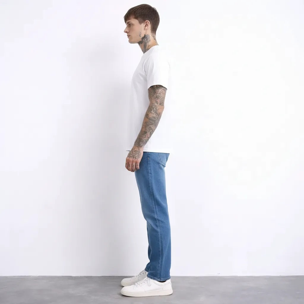 Men Straight Fit Mid-Rise Light Fade Stretchable Jeans