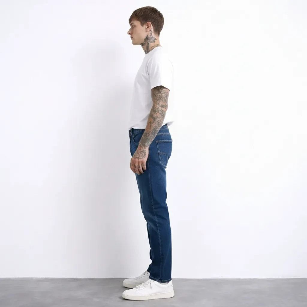Men Straight Fit Mid-Rise Light Fade Stretchable Jeans
