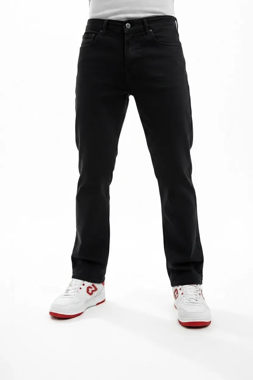 Men Straight Fit Mid-Rise Stretchable Jeans