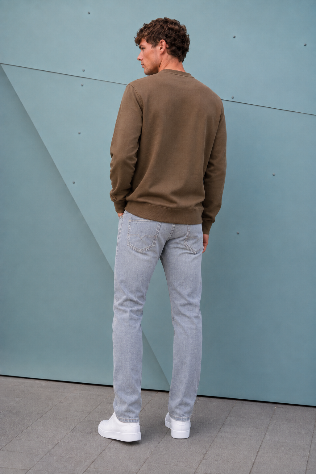 Men’s Smoke Grey Denim Jeans – Straight Fit Washed Casual Jeans
