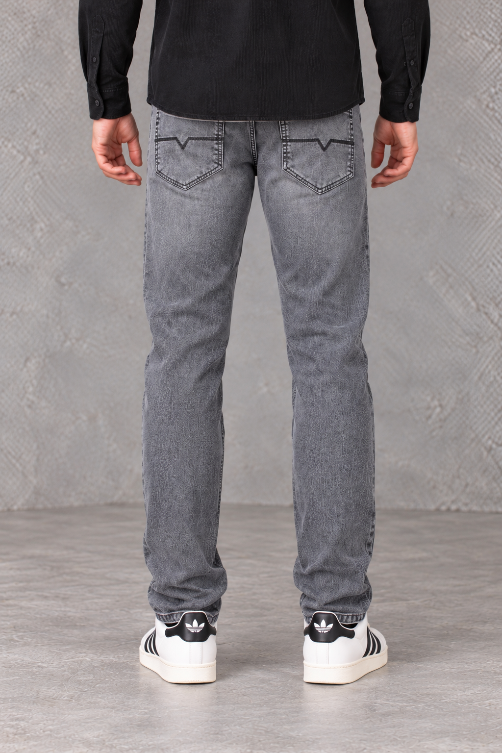Men’s Smoke Grey Straight Fit Denim Jeans