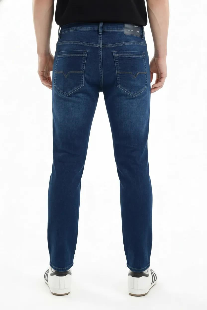 Men Regular Fit Mid-Rise Light Fade Stretchable Jeans