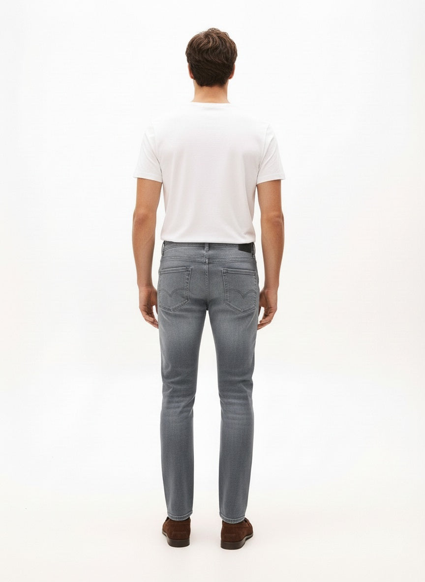 Men Slim Fit Mid-Rise Light Fade Stretchable Jeans