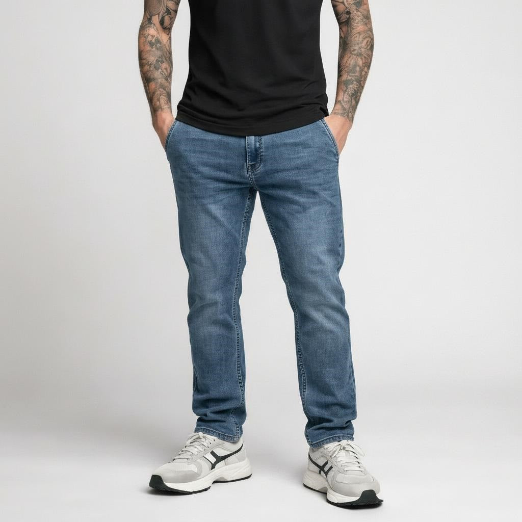 Men Regular Fit Mid-Rise Light Fade Stretchable Jeans