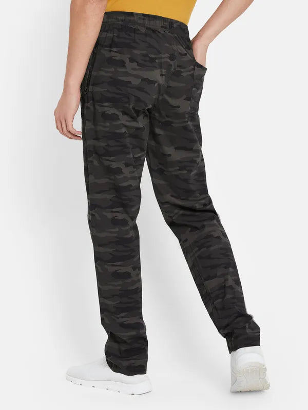 Relaxed Fit Camouflage Pint Lower