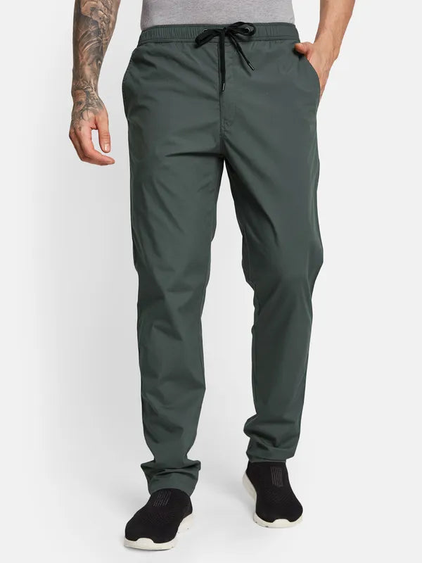 Octave Men Solid Cotton Mid Rise Track Pants
