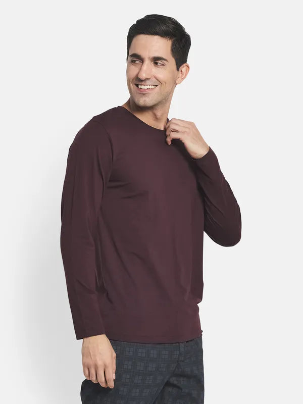 Men Maroon T-Shirt