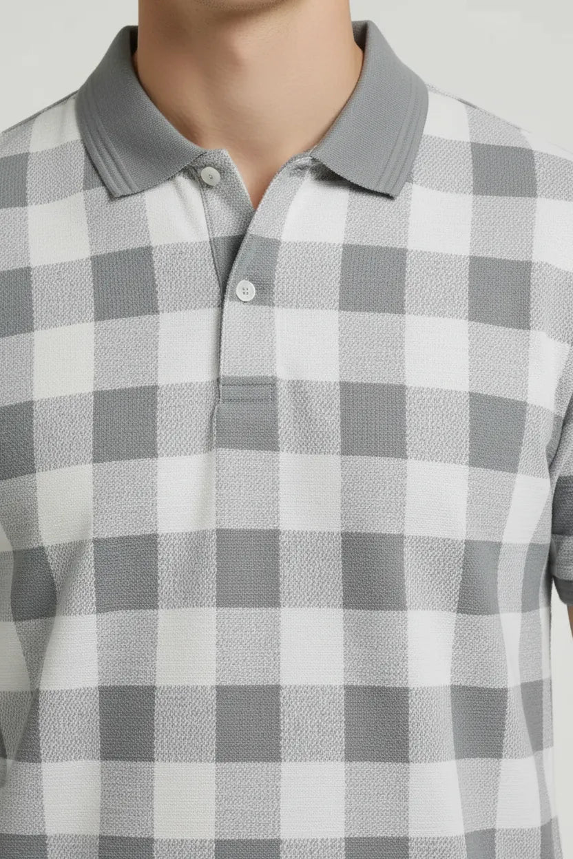 Men Checked Polo Collar T-shirt