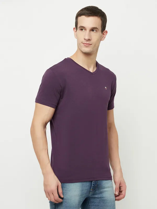 Octave Men Purple V-Neck T-Shirt