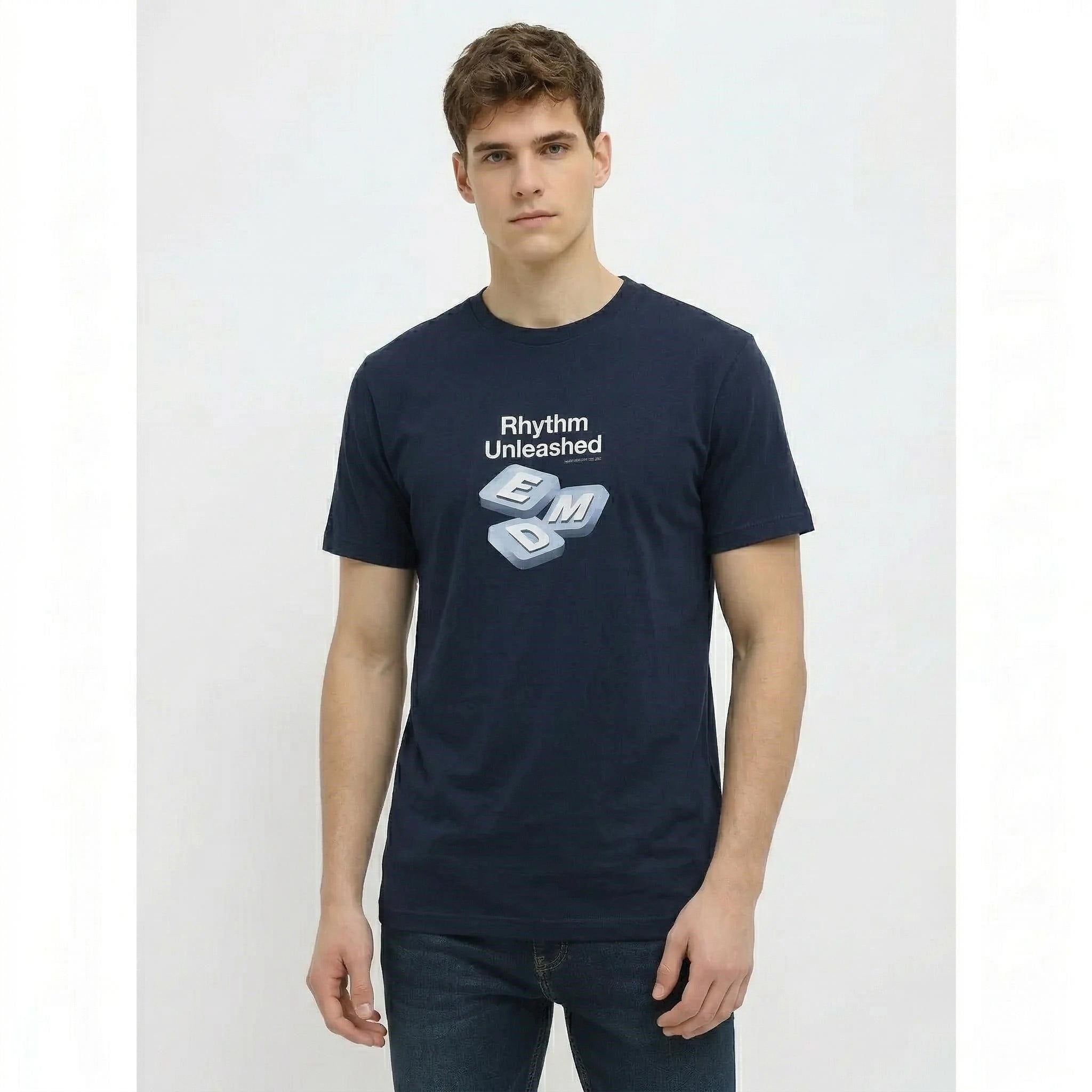 Men Typography Printed T-shirt