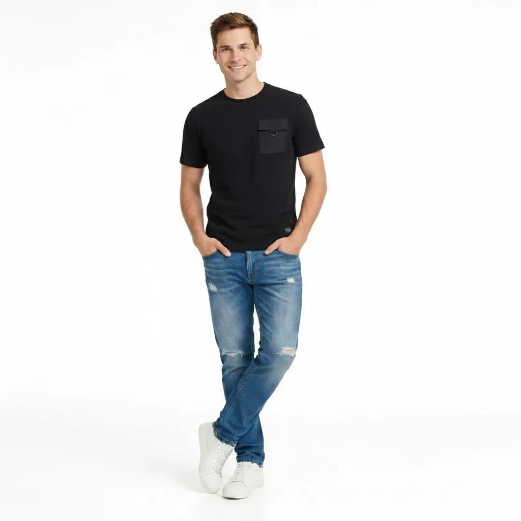 Men Solid Round Neck T-shirt