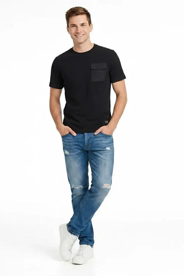 Men Solid Round Neck T-shirt