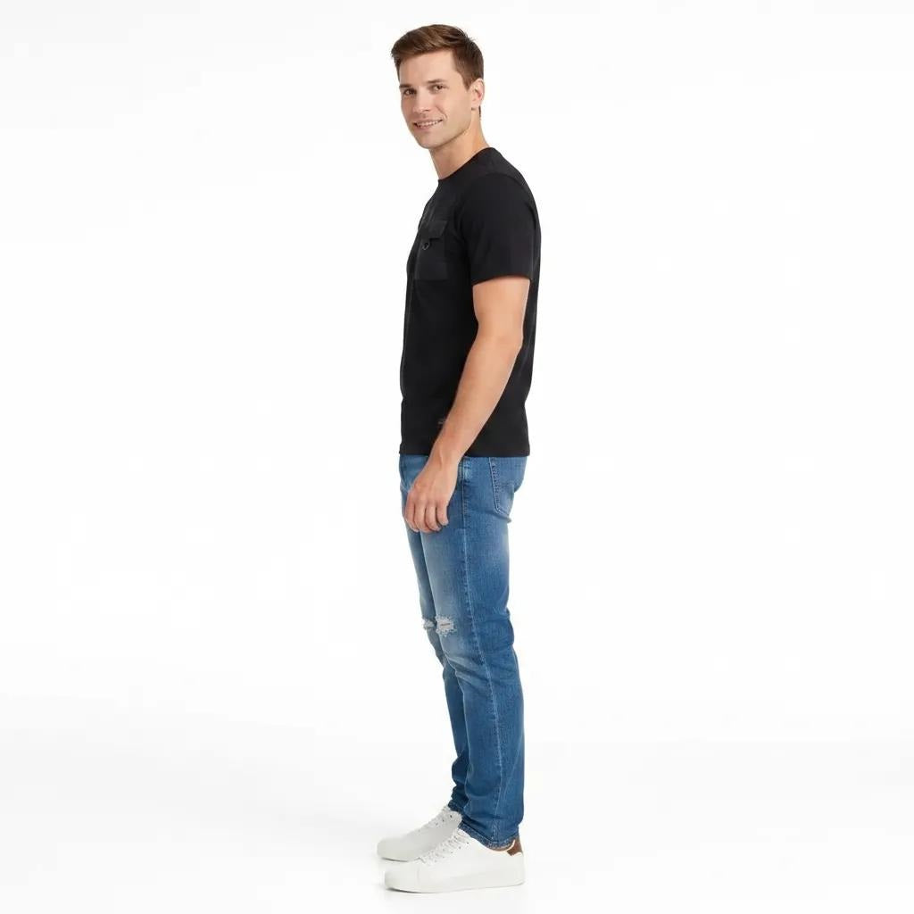 Men Solid Round Neck T-shirt