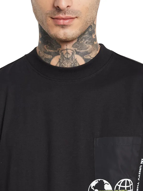 Octave Round Neck Pocket Detail Cotton T-Shirt