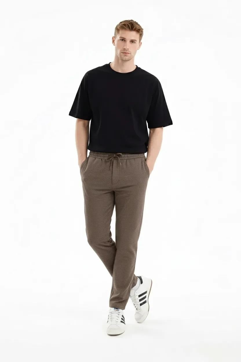 Men Solid Regular Fit Track Pants