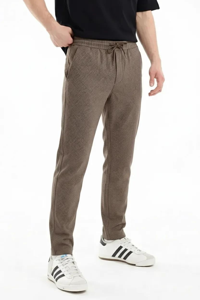 Men Solid Regular Fit Track Pants