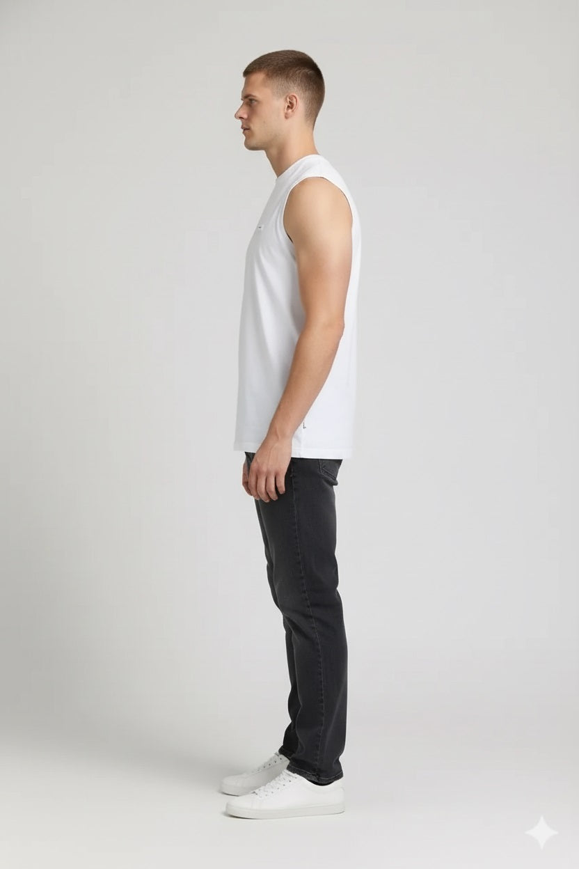 Men Solid Round Neck T-shirt