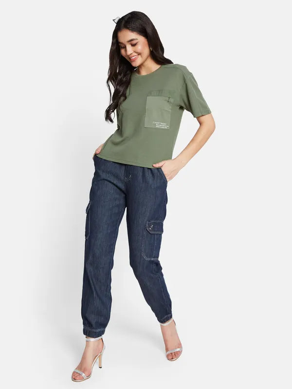 Mettle Women Solid Round Neck Pocket T-Shirt