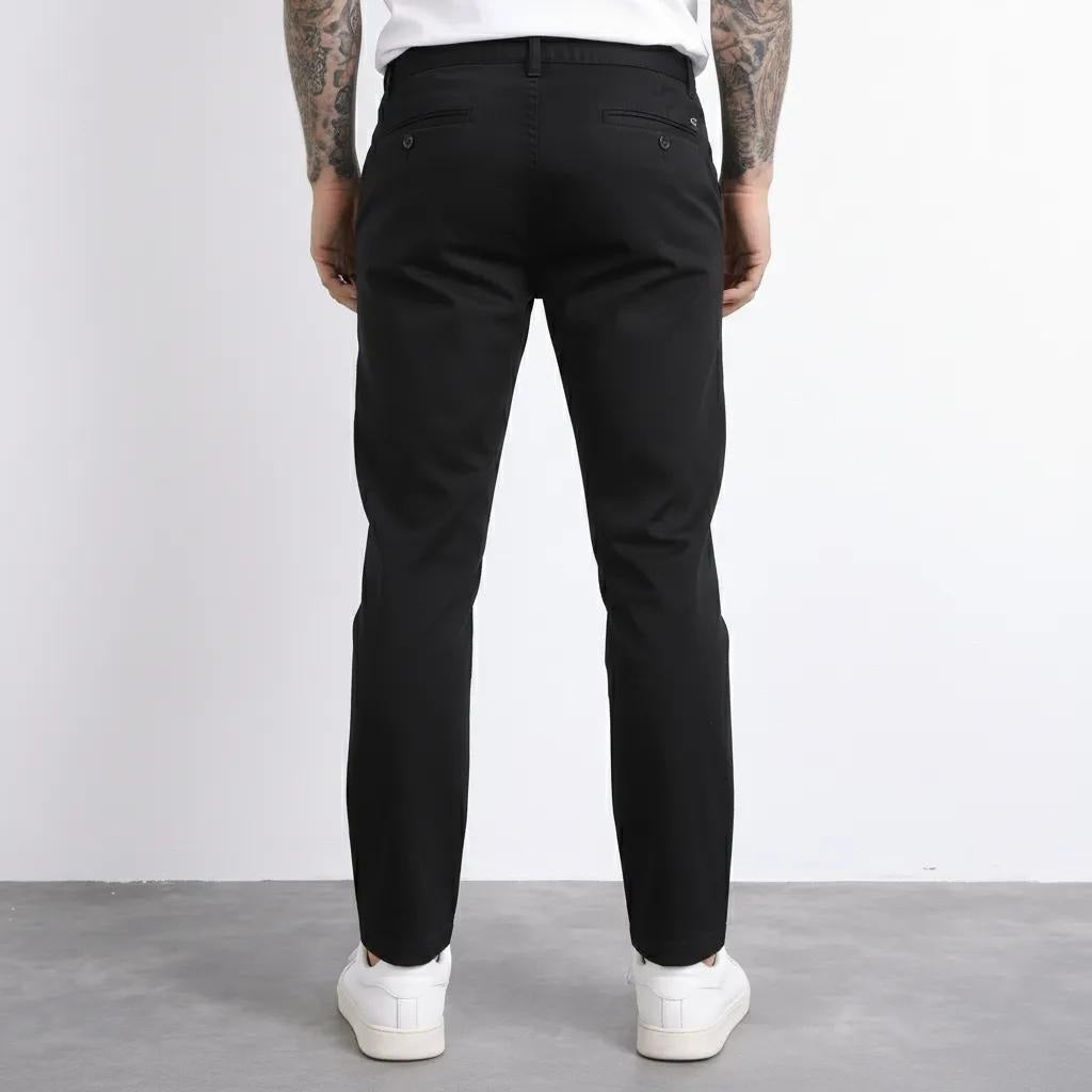 Octave Men Trousers