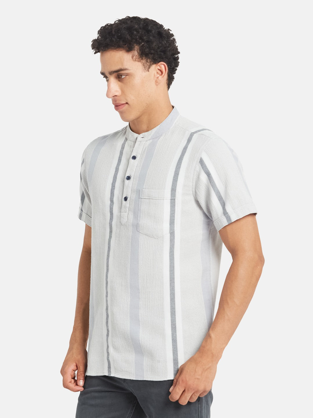 METTLE Men Striped Mandarin Collar Cotton T-shirt