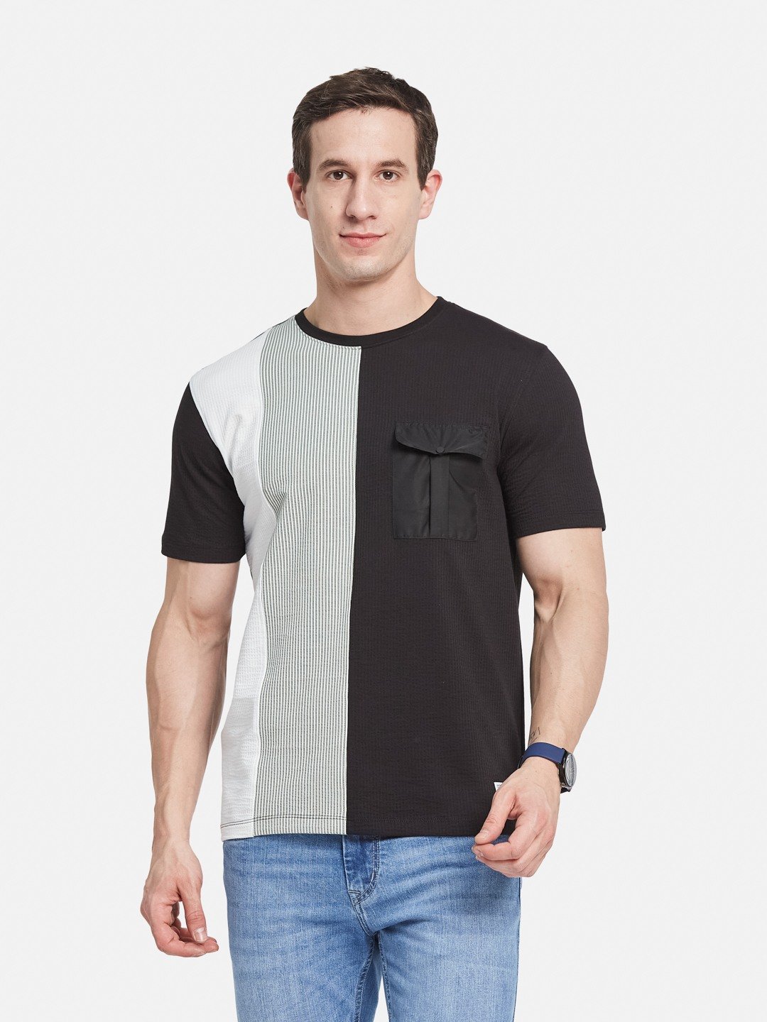 Octave Men Colourblocked T-shirt