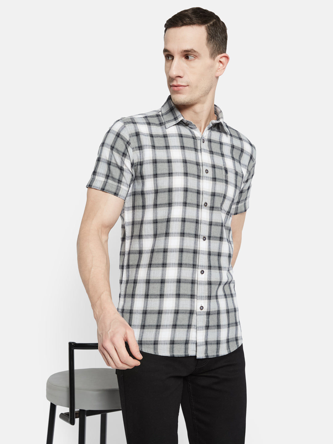 METTLE Men Opaque Checked Casual Shirt