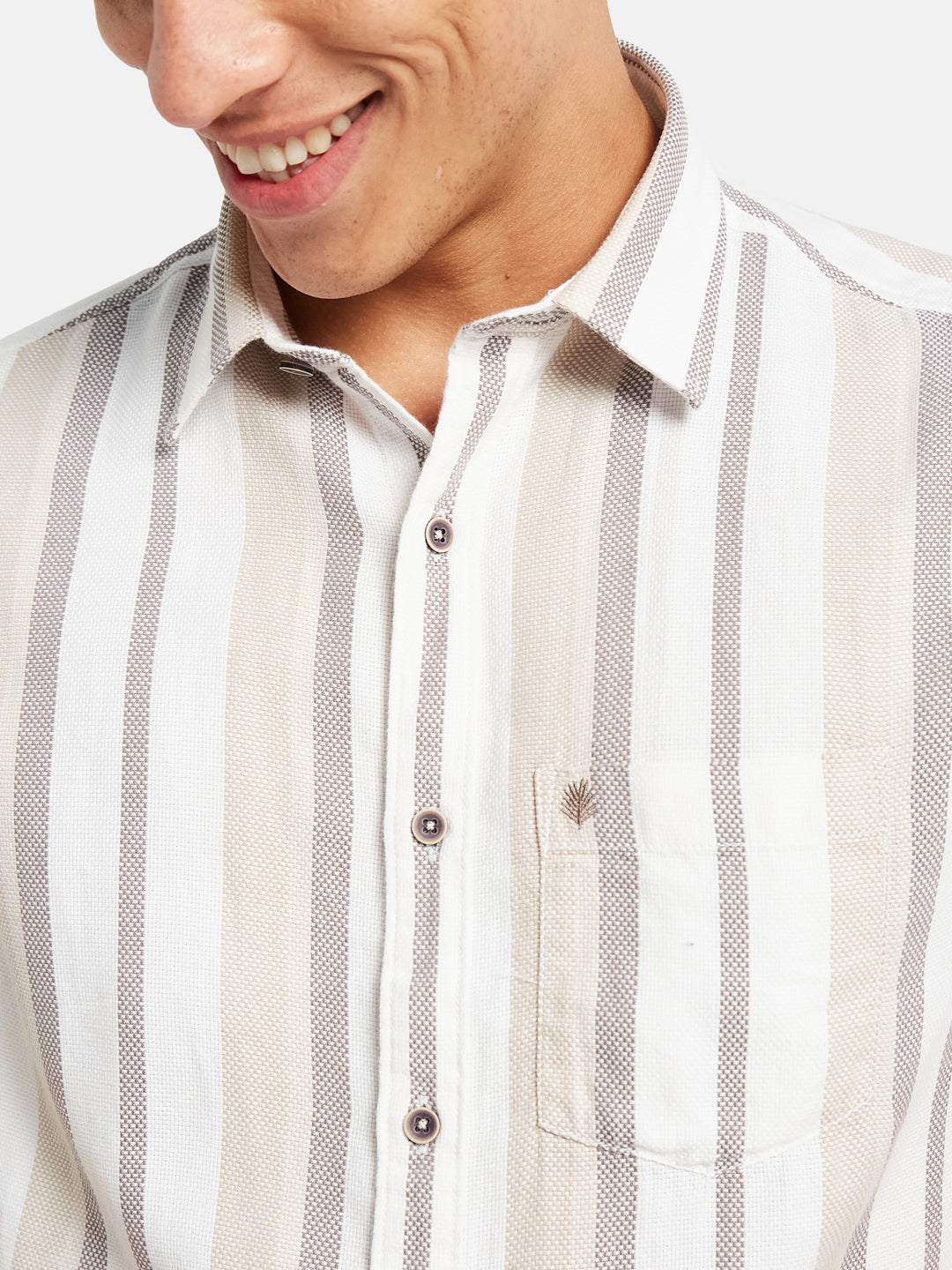 METTLE Striped Short Sleeves Spread Collar Cotton Opaque Regular Fit Casual Shirt