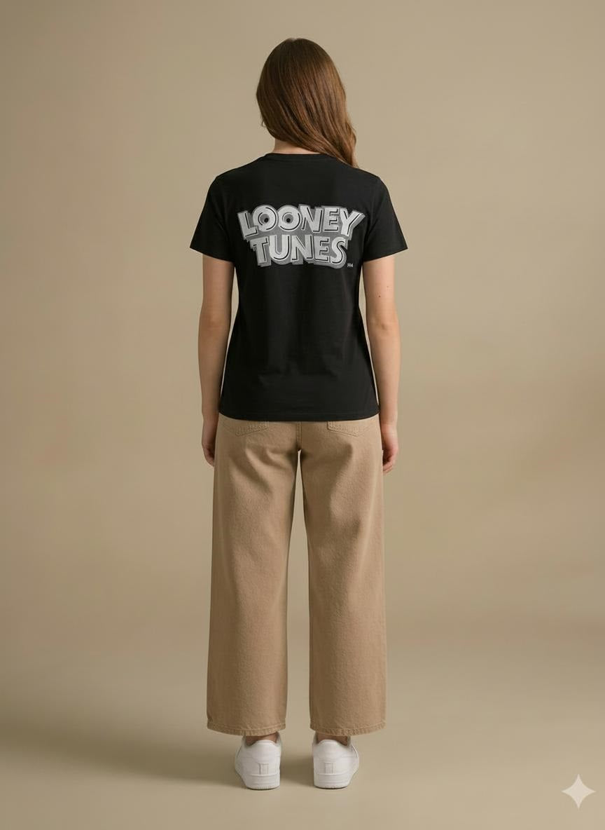 Women Looney Tunes Printed T-shirt
