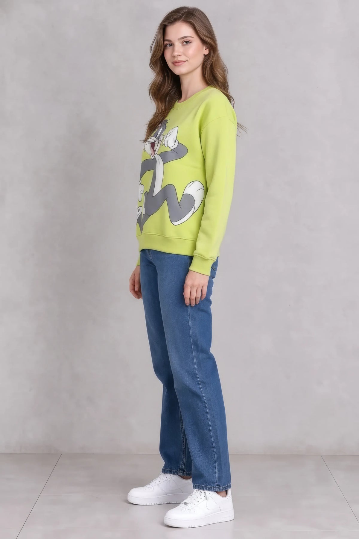 Women’s Lime Green Knitted Cotton Fleece Looney Tunes Graphic Sweatshirt – Regular Fit
