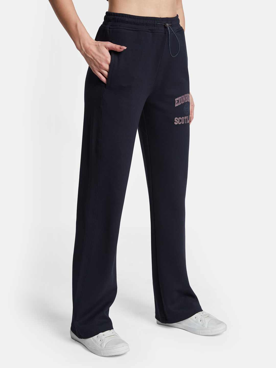 METTLE Women Regular Fit Mid Rise Fleece Track Pants