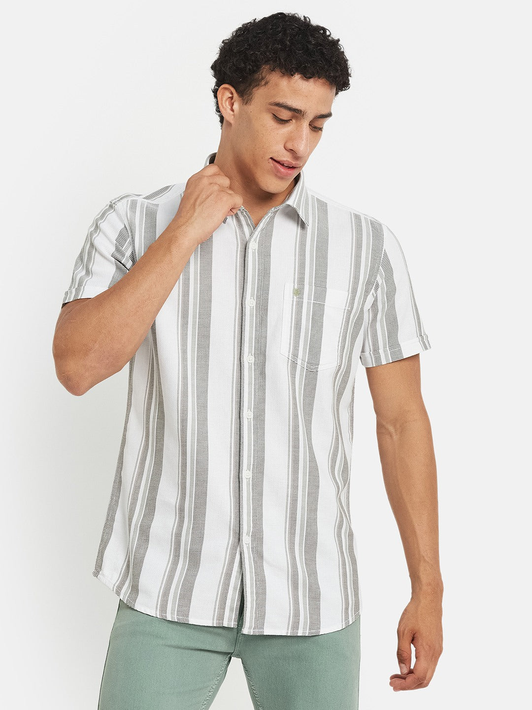 METTLE Vertical Striped Short Sleeves Cotton Shirt