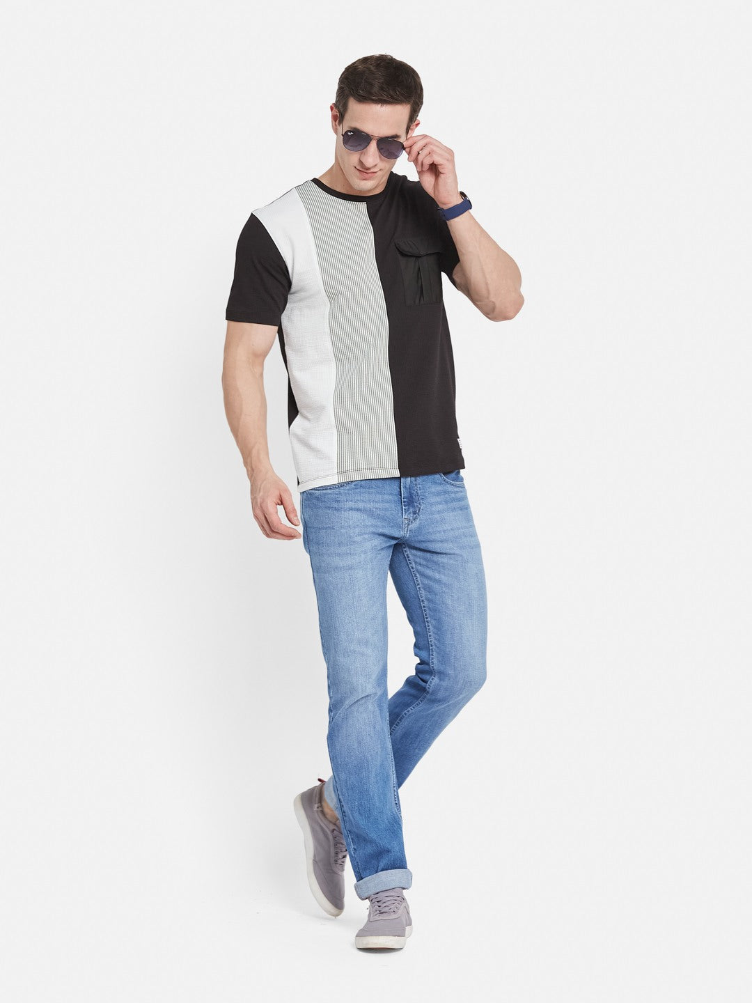 Octave Men Colourblocked T-shirt