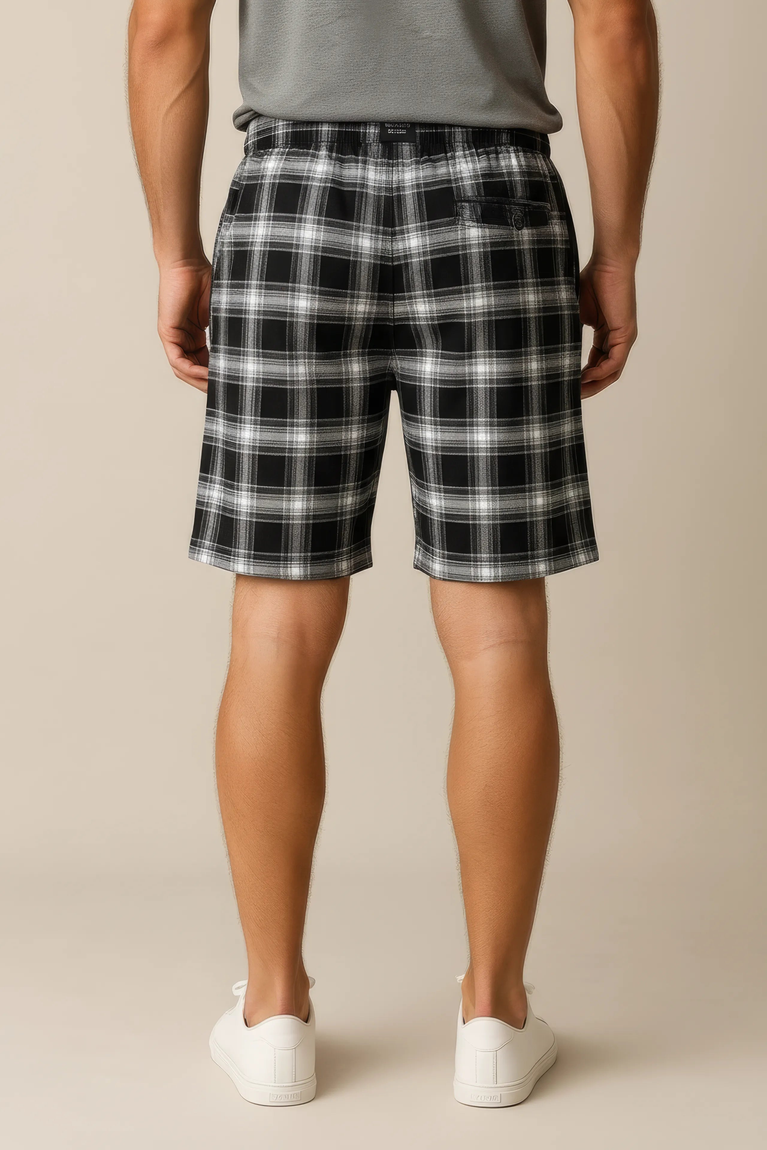 men-checked-technology-shorts
