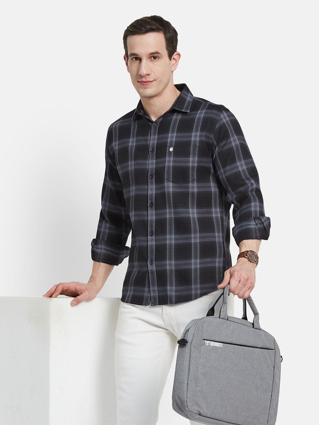 METTLE Men Spread Collar Buffalo Checked Cotton Casual Shirt
