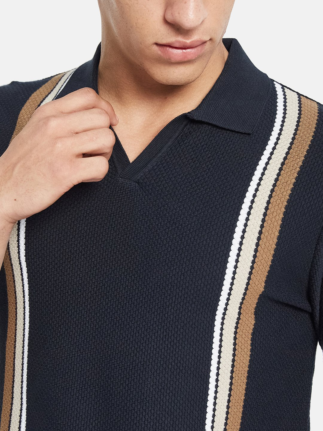 METTLE Men Striped Polo Collar Cotton T-shirt