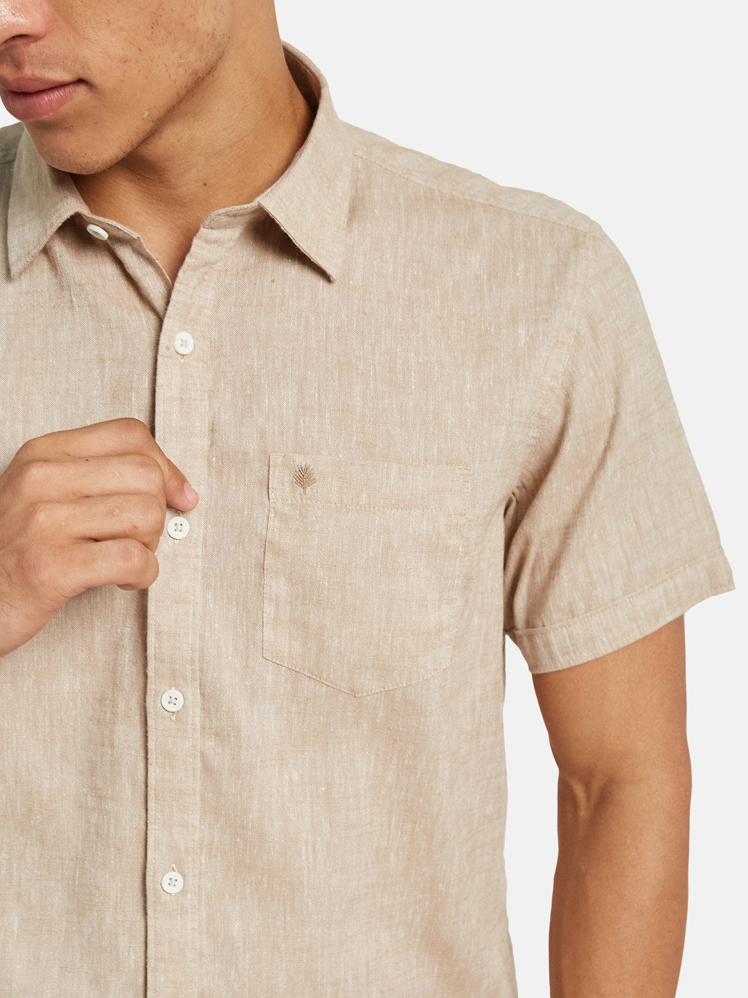 METTLE Spread Collar Short Sleeves Cotton Casual Shirt
