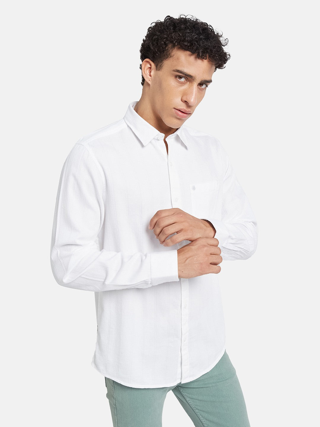 METTLE Men Textured Spread Collar Cotton Casual Shirt