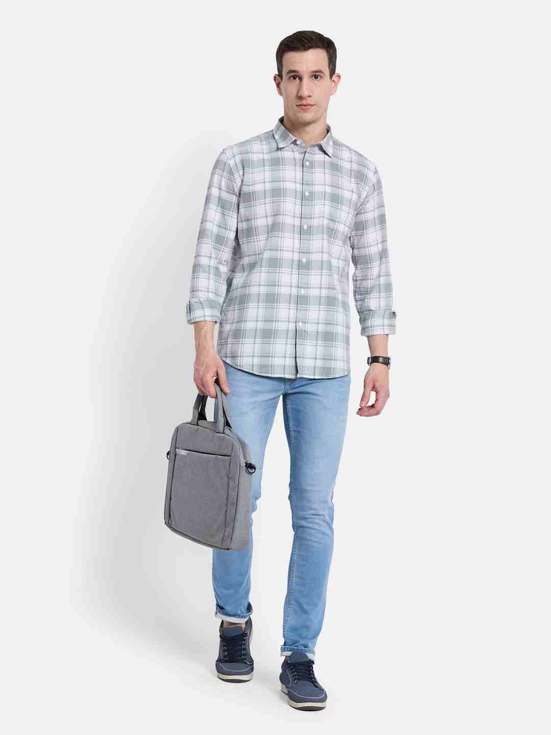 METTLE Men Opaque Checked Casual Shirt